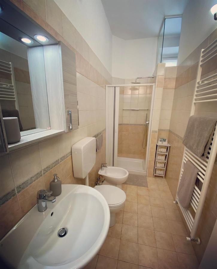 Casa Via Roma Apartment Intra Bagian luar foto